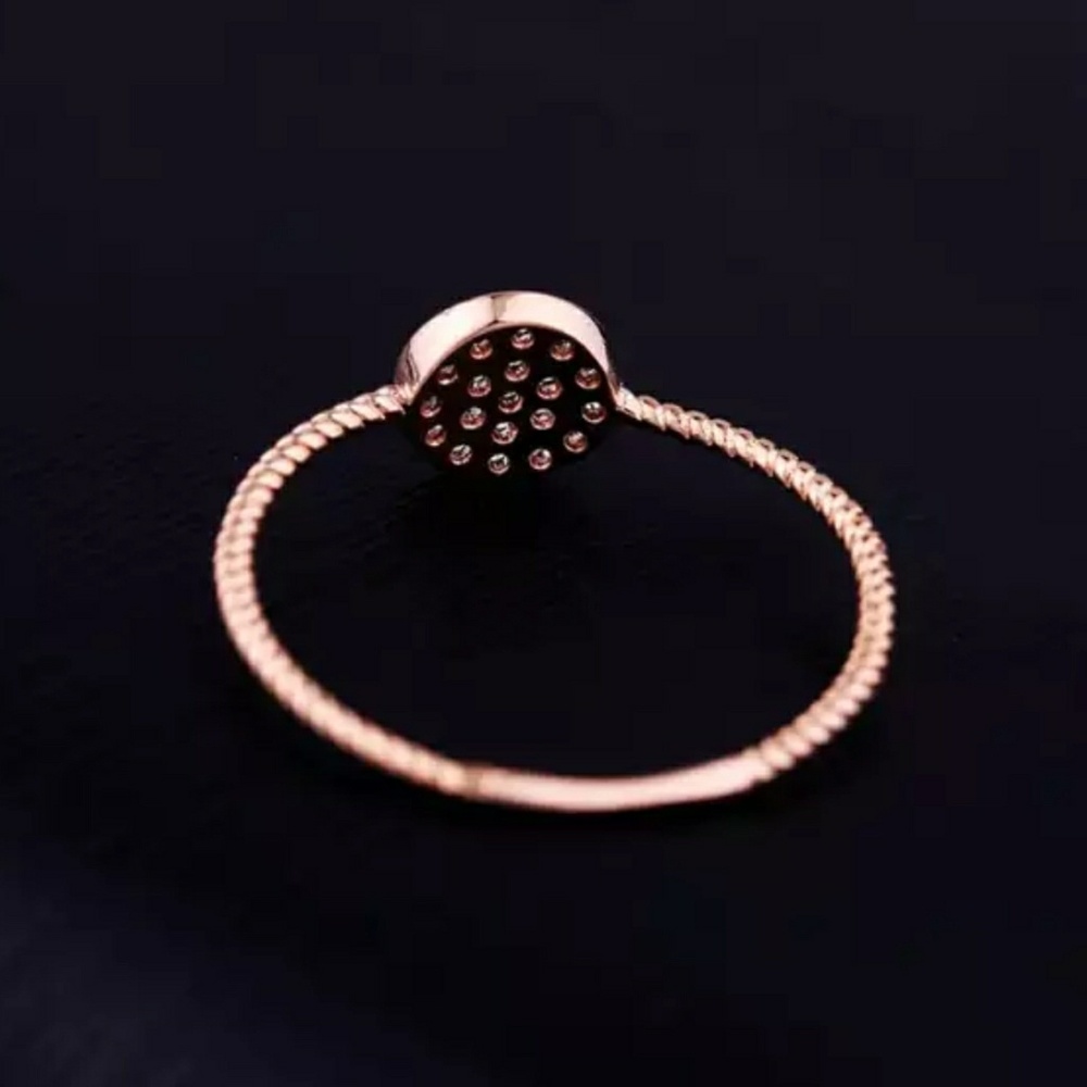 HP🌸Delicate Rose Gold Disc Circle Pave Ring - Picture 3 of 7